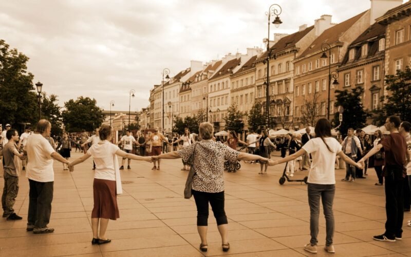 Unity in the Bible: 9 Principles for Harmony
